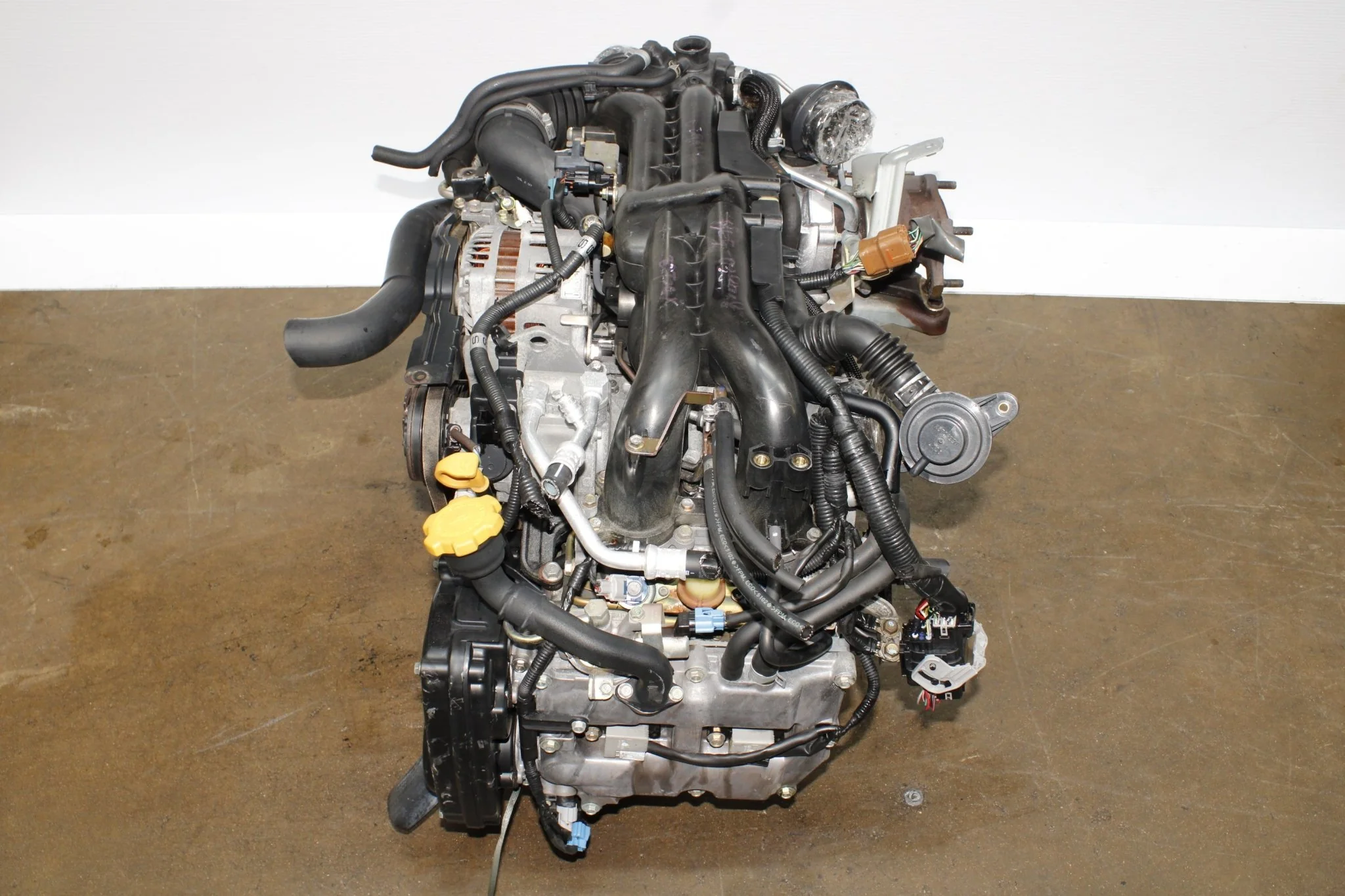 2004-2006 Subaru Legacy GT Motor Used JDM EJ20X Engine 2.0L 4 Cylinders - Image 8